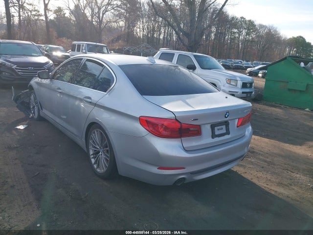 44558144 :رقم المزاد ، WBAJA7C56KWW37618 vin ، 2019 Bmw 530i Xdrive مزاد بيع