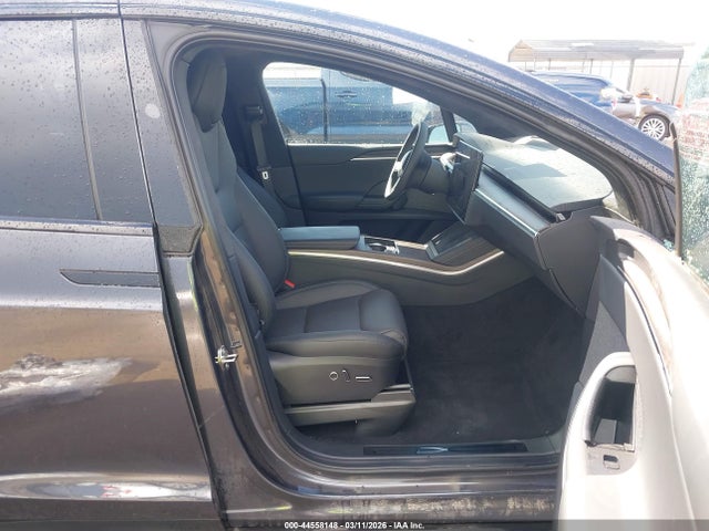 2024 TESLA MODEL X 7SAXCDE53RF443231 Photo 4