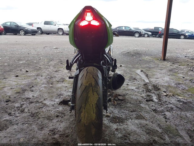 2019 KAWASAKI ZX636 JKBZXJH12KA001787 Photo 5