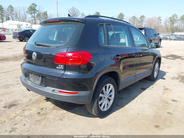 WVGBV7AX2HK054281 Volkswagen Tiguan 2.0t/2.0t S