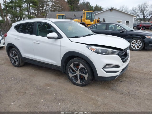 2016 HYUNDAI TUCSON KM8J33A25GU075885