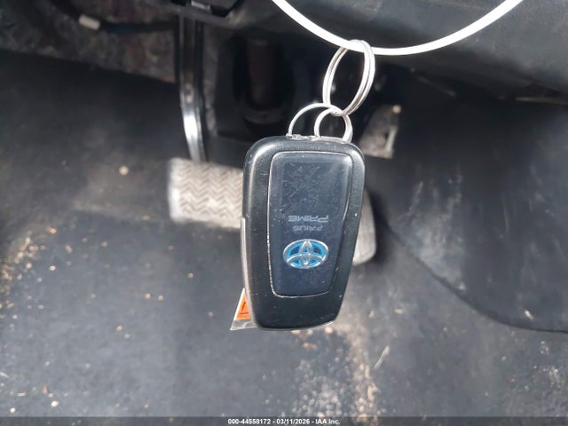 2017 TOYOTA PRIUS PRIME JTDKARFP2H3018136 Photo 10