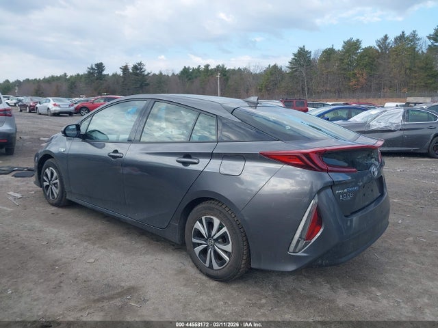 2017 TOYOTA PRIUS PRIME JTDKARFP2H3018136 Photo 2