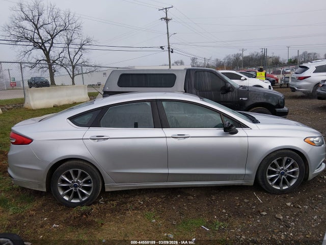 2017 Ford Fusion Se მანქანა იყიდება აუქციონზე, vin: 3FA6P0HDXHR269587, აუქციონის ნომერი: 44558189