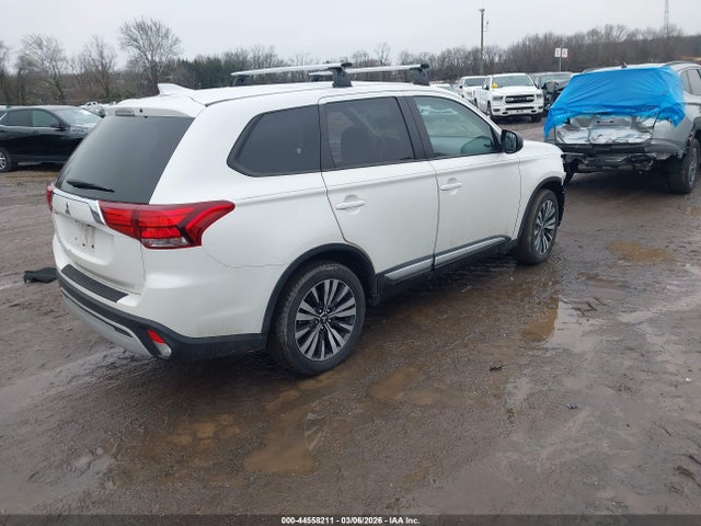 Продажа на аукционе авто 2020 Mitsubishi Outlander Es 2.4, vin: JA4AD2A37LZ045010, номер лота: 44558211