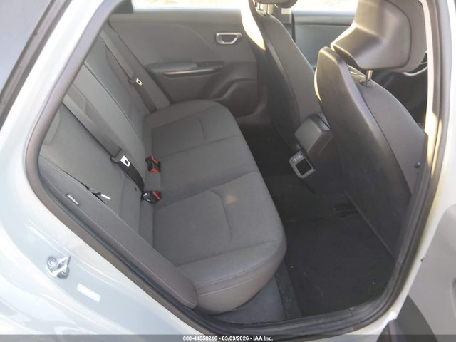 2025 Kia K4 Lxs მანქანა იყიდება აუქციონზე, vin: 3KPFT4DE2SE045823, აუქციონის ნომერი: 44558216