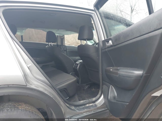 Продаж на аукціоні авто 2018 Kia Sportage Lx, vin: KNDPMCAC0J7421321, номер лоту: 44558243