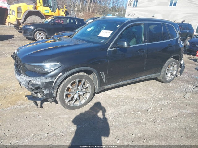 2021 BMW X5 5UXCR6C08M9E97030 Photo 1