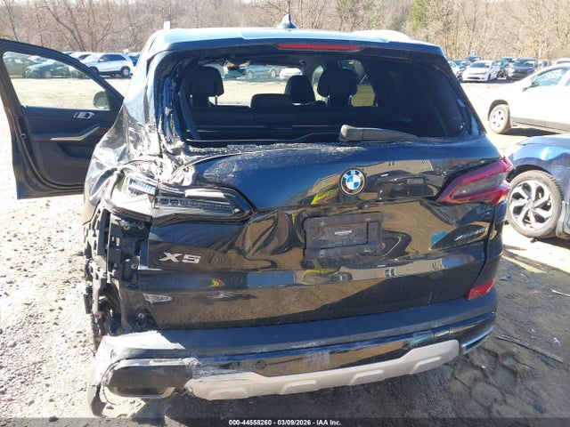 2021 BMW X5 5UXCR6C08M9E97030 Photo 5