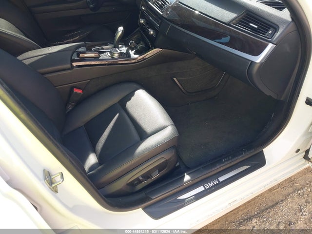 BMW 528I 2015 WBA5A5C56FD517664 Image 5
