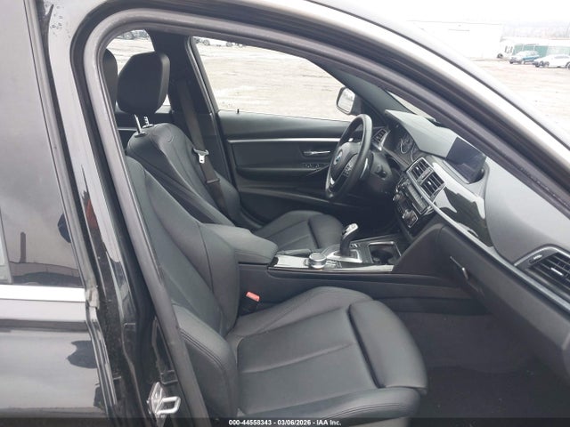WBA8B9G50JNV00079 BMW 330I