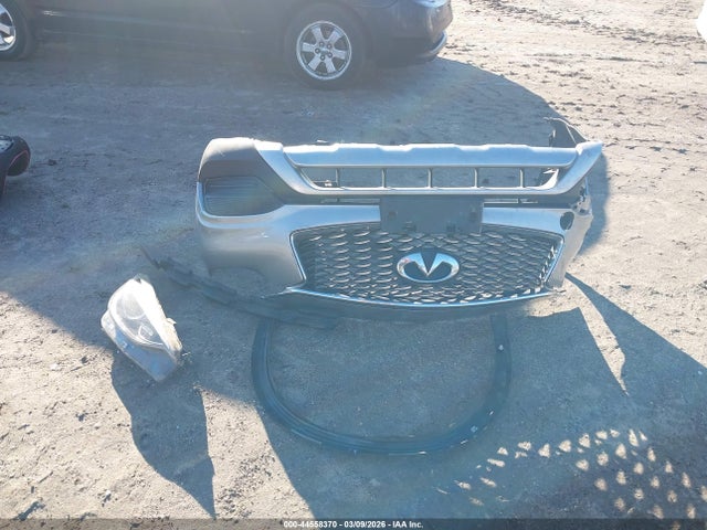 2018 Infiniti Qx30 Luxury მანქანა იყიდება აუქციონზე, vin: SJKCH5CR9JA057075, აუქციონის ნომერი: 44558370