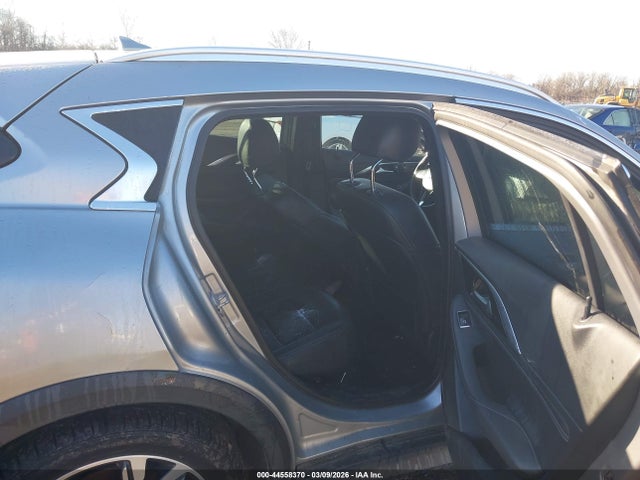 2018 Infiniti Qx30 Luxury მანქანა იყიდება აუქციონზე, vin: SJKCH5CR9JA057075, აუქციონის ნომერი: 44558370