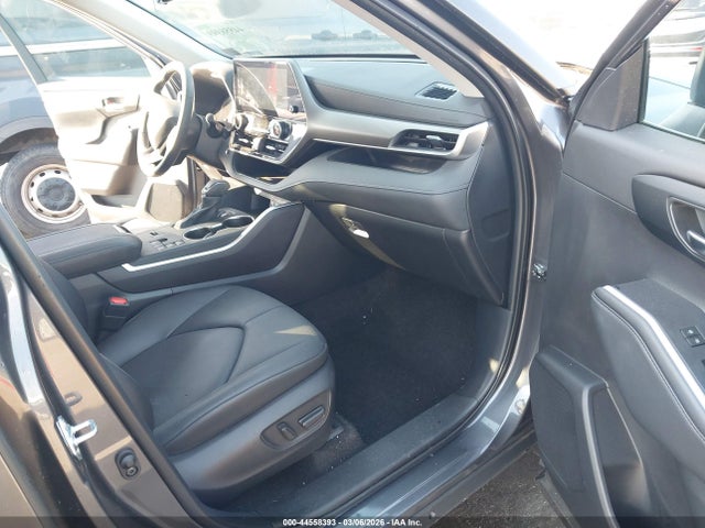 5TDKARAH3RS531542 Toyota Highlander Hybrid Xle