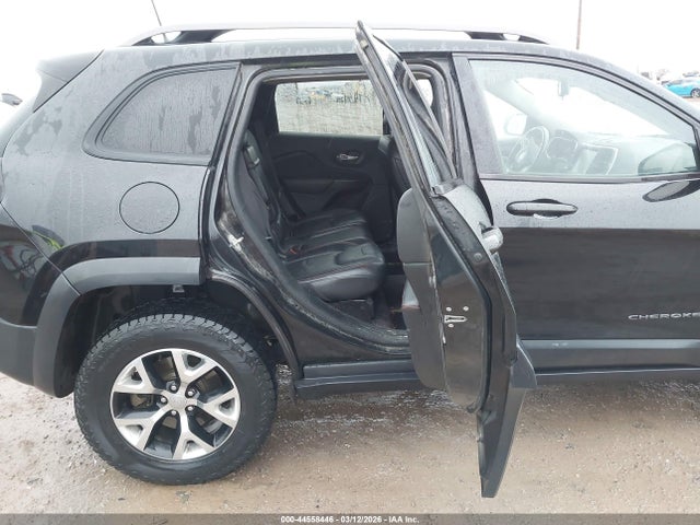 44558446 :رقم المزاد ، 1C4PJMBS8GW361209 vin ، 2016 Jeep Cherokee Trailhawk مزاد بيع
