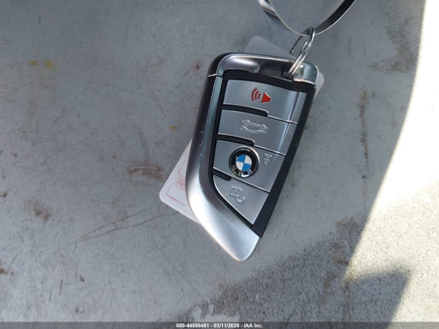 2021 BMW M550I WBA13BK03MCH17551 Photo 10