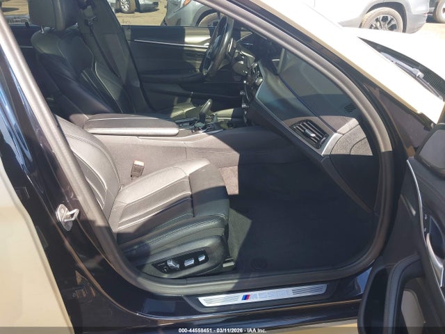 2021 BMW M550I WBA13BK03MCH17551 Photo 4