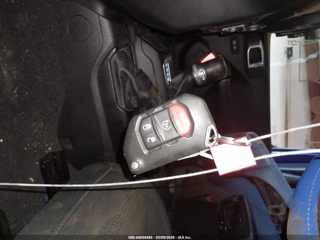 2018 JEEP WRANGLER UNLIMITED 1C4HJXDG0JW316397 Photo 10