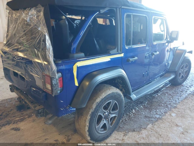 2018 JEEP WRANGLER UNLIMITED 1C4HJXDG0JW316397 Photo 3