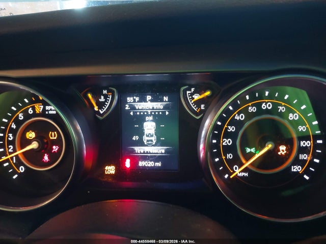 2018 JEEP WRANGLER UNLIMITED 1C4HJXDG0JW316397 Photo 6