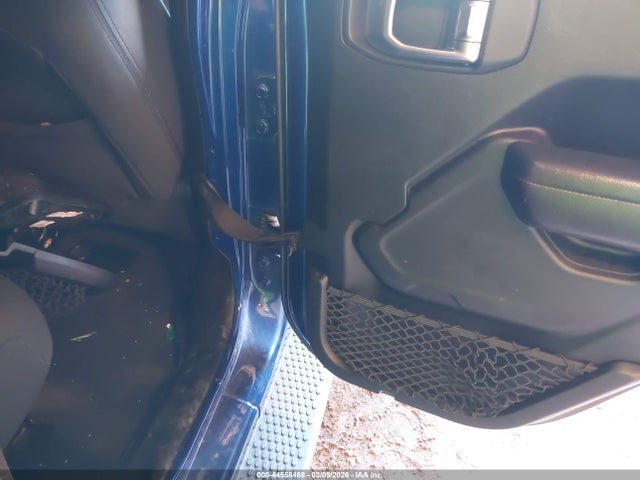 2018 JEEP WRANGLER UNLIMITED 1C4HJXDG0JW316397 Photo 7