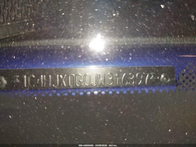 2018 JEEP WRANGLER UNLIMITED 1C4HJXDG0JW316397 Photo 8