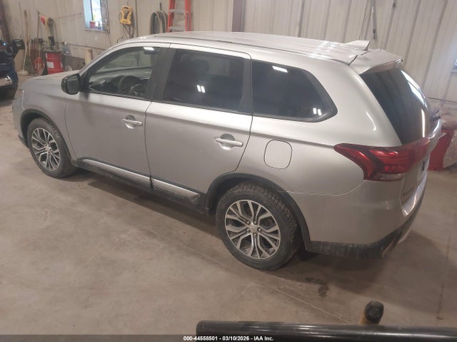 2018 MITSUBISHI OUTLANDER JA4AZ3A36JJ005505 Photo 2