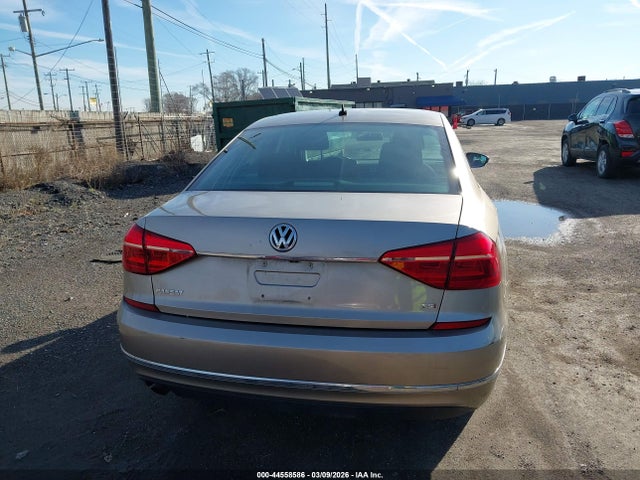 Aukcja sprzedaży 2016 Volkswagen Passat 1.8t S, vin: 1VWAT7A30GC011180, numer aukcji: 44558586