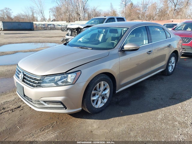 Aukcja sprzedaży 2016 Volkswagen Passat 1.8t S, vin: 1VWAT7A30GC011180, numer aukcji: 44558586