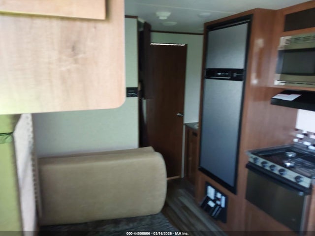 1UJBJ0BNXH1TB0219 Jayco Travel Trailer