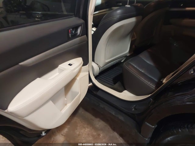 Subaru Outback 2.5i Premium 2014 4S4BRBCC3E3200520 Image 20