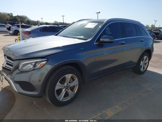 44558664 :رقم المزاد ، WDC0G4JB2JV086137 vin ، 2018 Mercedes-benz Glc 300 مزاد بيع