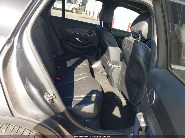 44558664 :رقم المزاد ، WDC0G4JB2JV086137 vin ، 2018 Mercedes-benz Glc 300 مزاد بيع