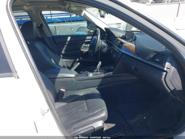 2014 BMW 328D WBA3D3C52EF099366 Photo 4