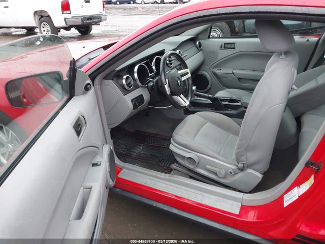 Продажа на аукционе авто 2007 Ford Mustang V6 Deluxe/v6 Premium, vin: 1ZVFT80N775330434, номер лота: 44558708