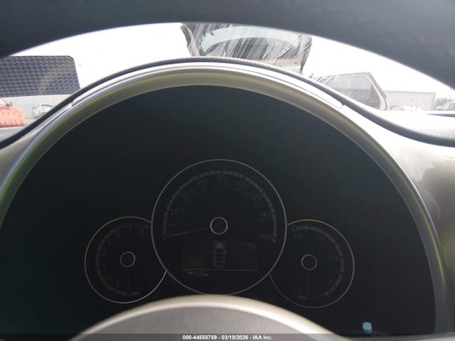 44558759 :رقم المزاد ، 3VW507AT7GM809460 vin ، 2016 Volkswagen Beetle 1.8t S مزاد بيع