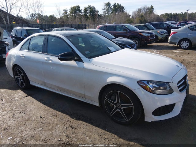 2017 Mercedes-benz C 300 Sport 4matic მანქანა იყიდება აუქციონზე, vin: 55SWF4KB7HU213053, აუქციონის ნომერი: 44558803