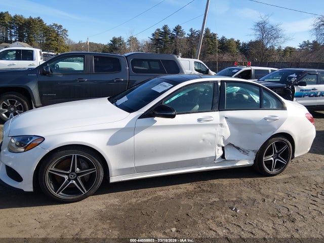 2017 Mercedes-benz C 300 Sport 4matic მანქანა იყიდება აუქციონზე, vin: 55SWF4KB7HU213053, აუქციონის ნომერი: 44558803
