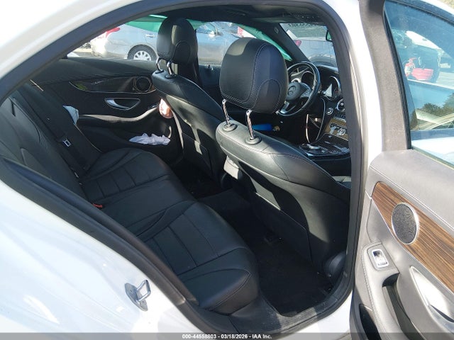 2017 Mercedes-benz C 300 Sport 4matic მანქანა იყიდება აუქციონზე, vin: 55SWF4KB7HU213053, აუქციონის ნომერი: 44558803