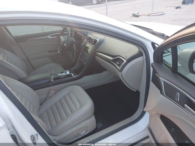 2019 FORD FUSION HYBRID 3FA6P0MU3KR221703 Photo 4