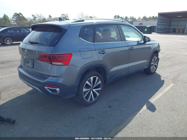 44558864 :رقم المزاد ، 3VVRX7B20NM007756 vin ، 2022 Volkswagen Taos 1.5t Se مزاد بيع