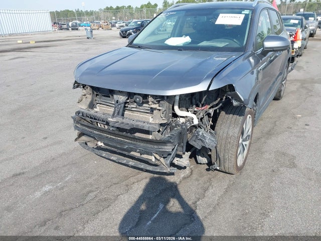 44558864 :رقم المزاد ، 3VVRX7B20NM007756 vin ، 2022 Volkswagen Taos 1.5t Se مزاد بيع