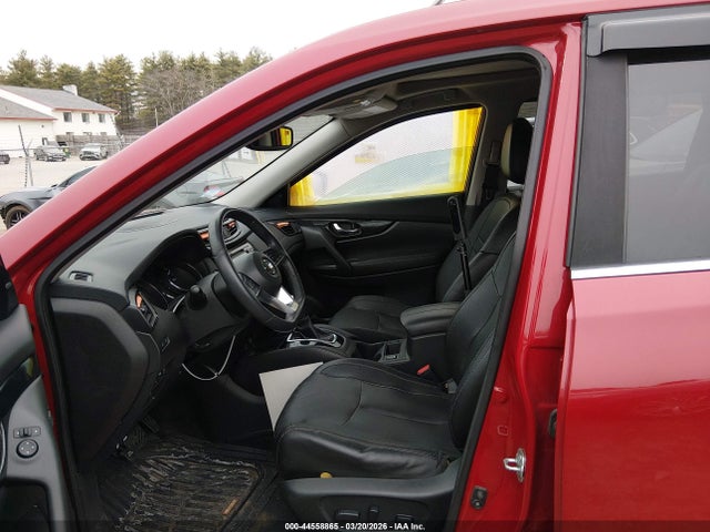 2017 NISSAN ROGUE 5N1AT2MV2HC779890 Photo 4