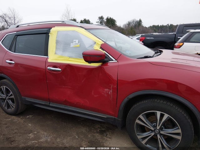 2017 NISSAN ROGUE 5N1AT2MV2HC779890 Photo 5