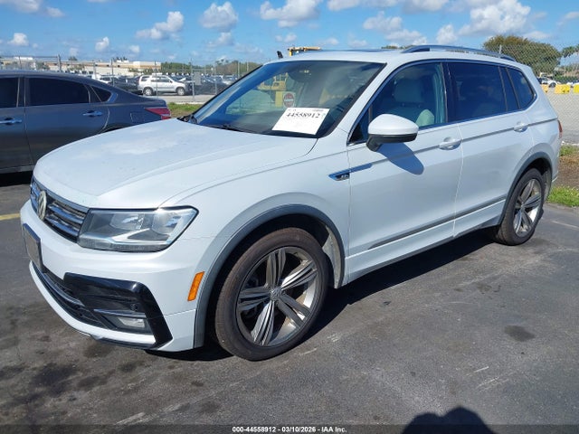 44558912 :رقم المزاد ، 3VV3B7AX8JM164625 vin ، 2018 Volkswagen Tiguan 2.0t Se/2.0t Sel مزاد بيع