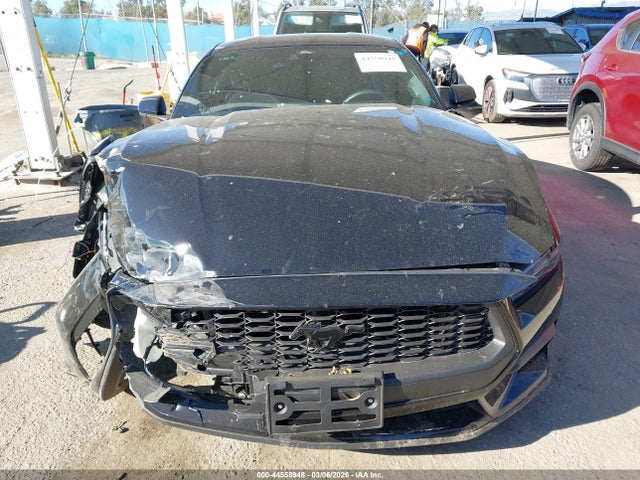 Ford Mustang Ecoboost Fastback 2025 1FA6P8TH2S5113305 Image 12