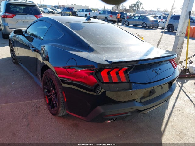 Ford Mustang Ecoboost Fastback 2025 1FA6P8TH2S5113305 Image 3