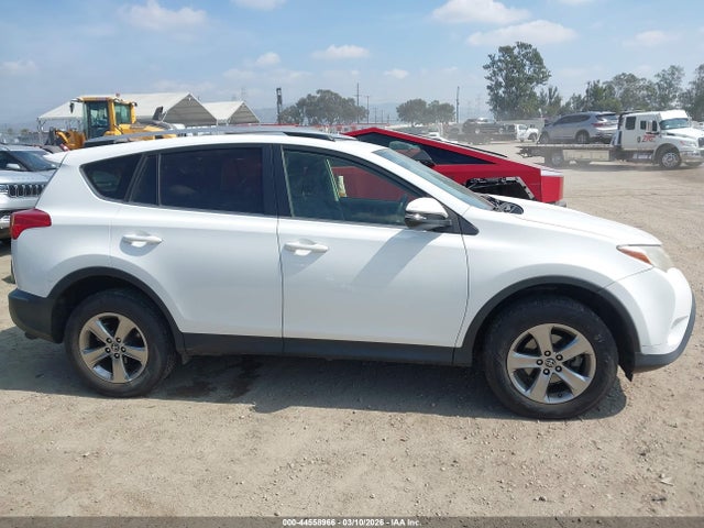 Toyota Rav4 Xle 2015 JTMWFREV5FJ049859 Image 13