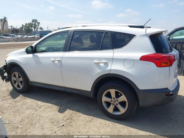 Toyota Rav4 Xle 2015 JTMWFREV5FJ049859 Image 14
