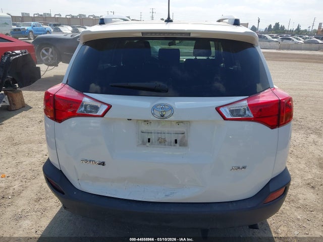 Toyota Rav4 Xle 2015 JTMWFREV5FJ049859 Image 16